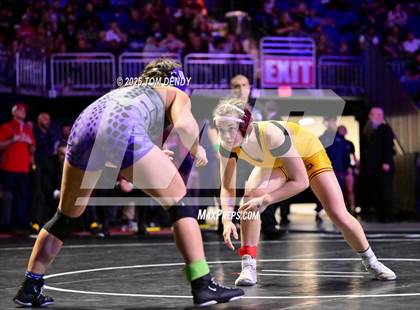 Thumbnail 1 in UIL Wrestling 6A Finals (100lb - 132lb) photogallery.