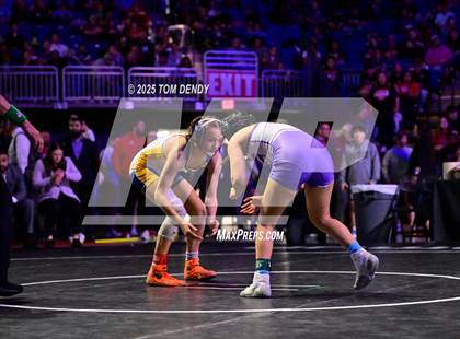 Thumbnail 2 in UIL Wrestling 6A Finals (100lb - 132lb) photogallery.