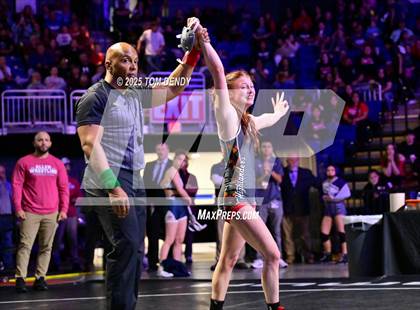 Thumbnail 1 in UIL Wrestling 6A Finals (100lb - 132lb) photogallery.