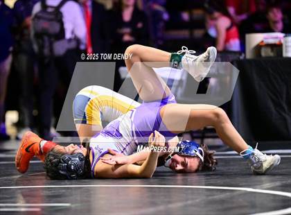 Thumbnail 1 in UIL Wrestling 6A Finals (100lb - 132lb) photogallery.