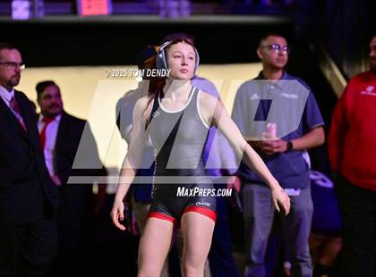 Thumbnail 3 in UIL Wrestling 6A Finals (100lb - 132lb) photogallery.