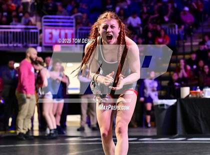 Thumbnail 3 in UIL Wrestling 6A Finals (100lb - 132lb) photogallery.