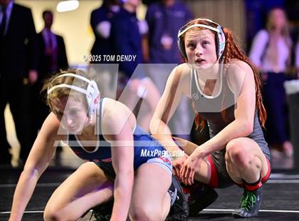 Thumbnail 2 in UIL Wrestling 6A Finals (100lb - 132lb) photogallery.