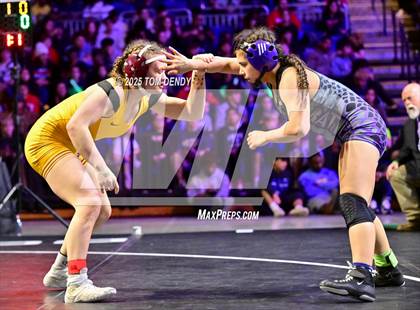 Thumbnail 2 in UIL Wrestling 6A Finals (100lb - 132lb) photogallery.