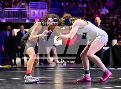 Thumbnail 3 in UIL Wrestling 6A Finals (100lb - 132lb) photogallery.