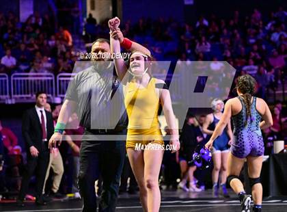 Thumbnail 3 in UIL Wrestling 6A Finals (100lb - 132lb) photogallery.