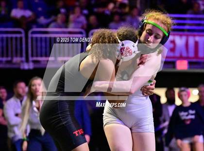 Thumbnail 1 in UIL Wrestling 6A Finals (100lb - 132lb) photogallery.