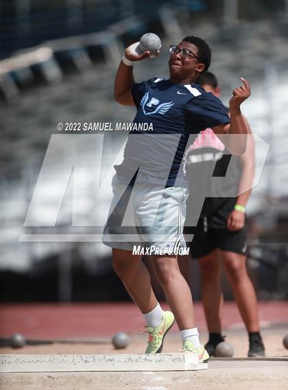 Thumbnail 1 in CIF LACS track and field Boys Finals photogallery.