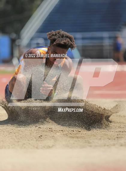 Thumbnail 2 in CIF LACS track and field Boys Finals photogallery.