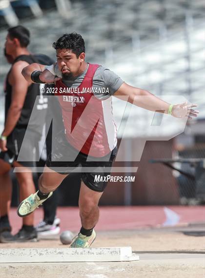 Thumbnail 3 in CIF LACS track and field Boys Finals photogallery.