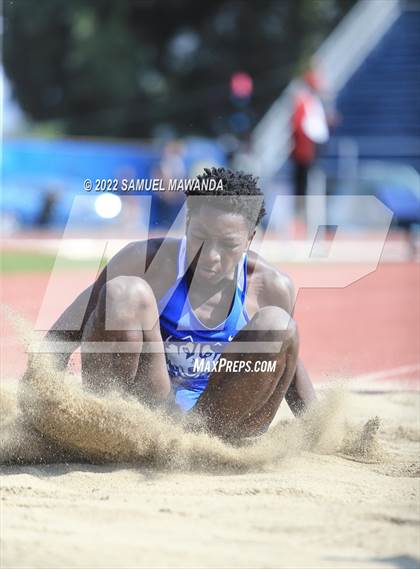 Thumbnail 3 in CIF LACS track and field Boys Finals photogallery.