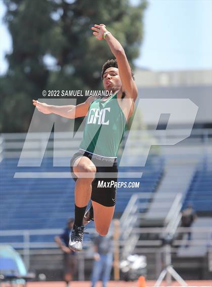 Thumbnail 3 in CIF LACS track and field Boys Finals photogallery.