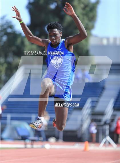 Thumbnail 1 in CIF LACS track and field Boys Finals photogallery.