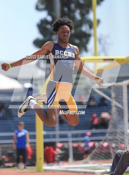Thumbnail 1 in CIF LACS track and field Boys Finals photogallery.