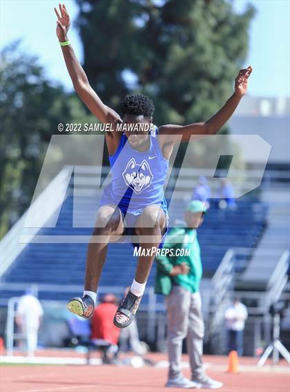 Thumbnail 2 in CIF LACS track and field Boys Finals photogallery.