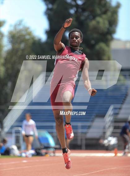 Thumbnail 3 in CIF LACS track and field Boys Finals photogallery.