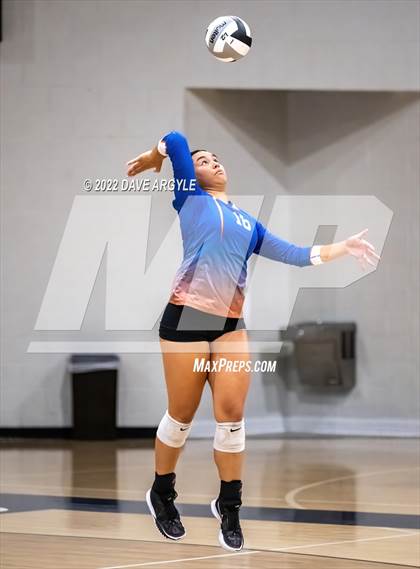 Thumbnail 2 in Timpview @ Timpanogos photogallery.