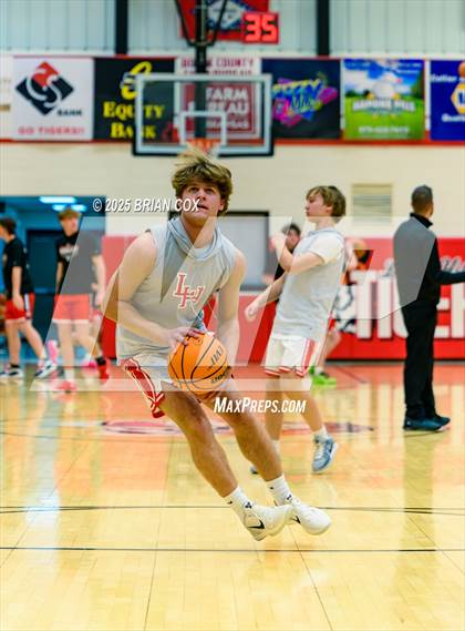 Thumbnail 1 in Flippin @ Lead Hill photogallery.