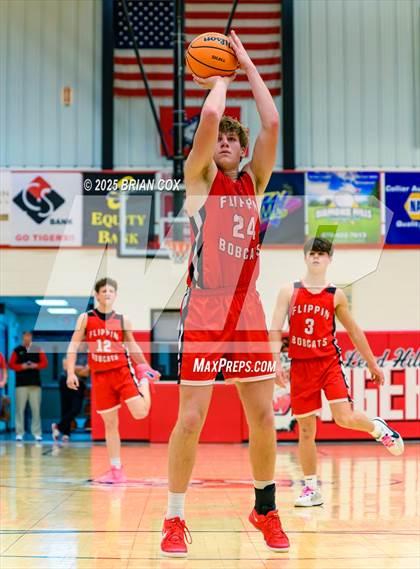 Thumbnail 2 in Flippin @ Lead Hill photogallery.