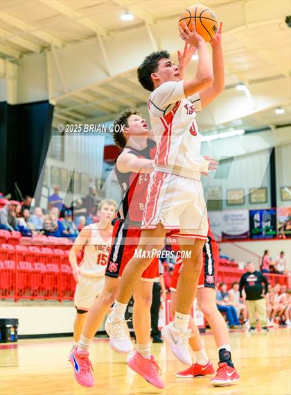 Thumbnail 1 in Flippin @ Lead Hill photogallery.