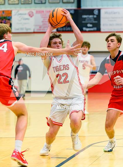 Thumbnail 3 in Flippin @ Lead Hill photogallery.