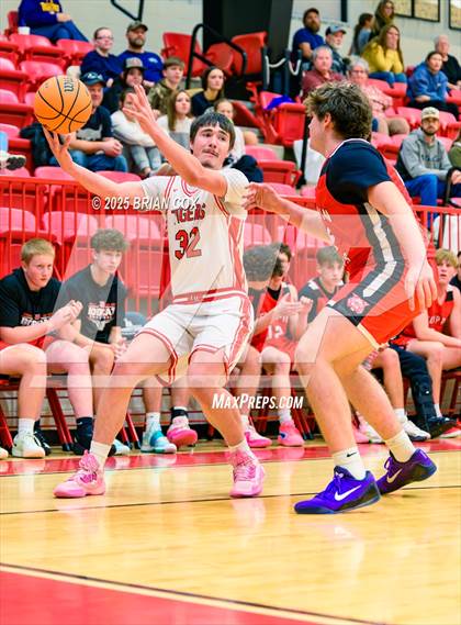 Thumbnail 2 in Flippin @ Lead Hill photogallery.