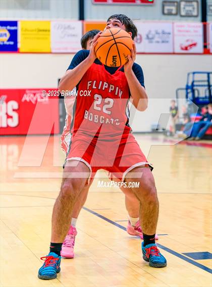 Thumbnail 3 in Flippin @ Lead Hill photogallery.