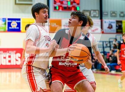 Thumbnail 2 in Flippin @ Lead Hill photogallery.