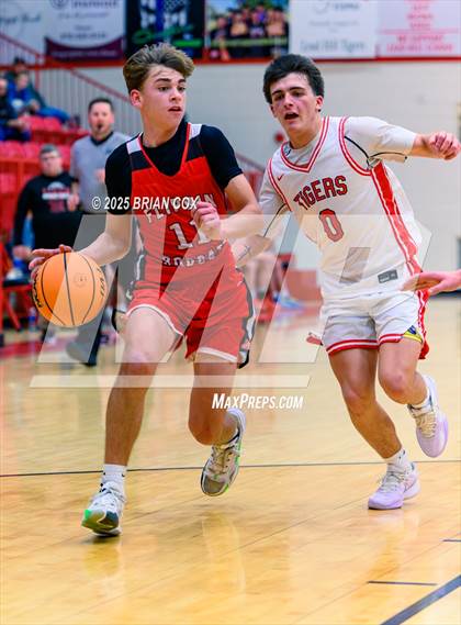 Thumbnail 2 in Flippin @ Lead Hill photogallery.