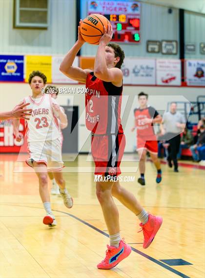 Thumbnail 2 in Flippin @ Lead Hill photogallery.