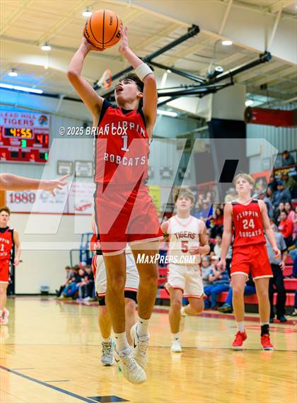 Thumbnail 2 in Flippin @ Lead Hill photogallery.