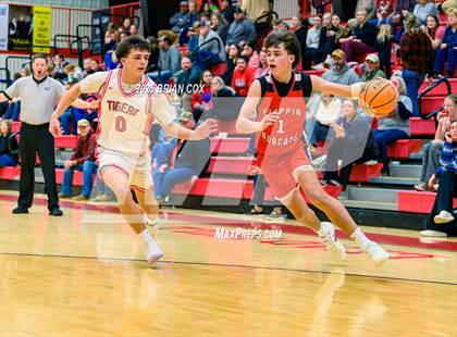 Thumbnail 3 in Flippin @ Lead Hill photogallery.