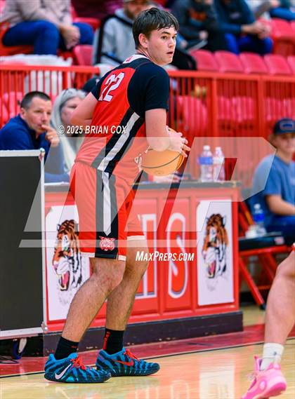 Thumbnail 3 in Flippin @ Lead Hill photogallery.