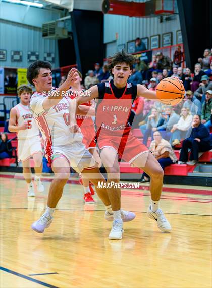 Thumbnail 3 in Flippin @ Lead Hill photogallery.