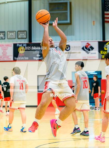 Thumbnail 2 in Flippin @ Lead Hill photogallery.