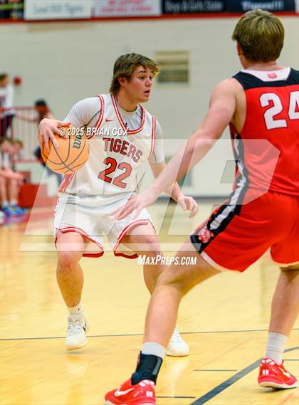 Thumbnail 2 in Flippin @ Lead Hill photogallery.