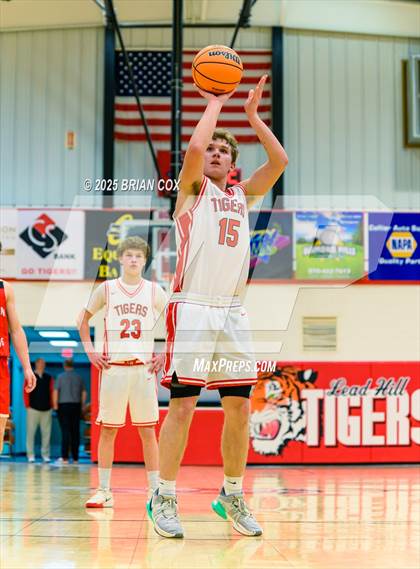 Thumbnail 3 in Flippin @ Lead Hill photogallery.