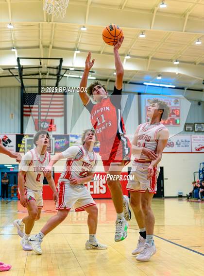 Thumbnail 2 in Flippin @ Lead Hill photogallery.