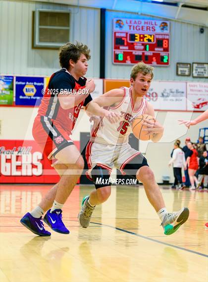 Thumbnail 3 in Flippin @ Lead Hill photogallery.