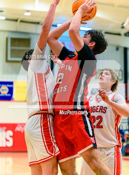 Thumbnail 1 in Flippin @ Lead Hill photogallery.