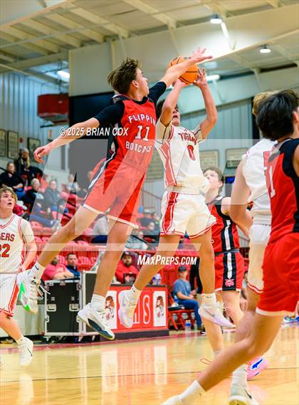 Thumbnail 1 in Flippin @ Lead Hill photogallery.