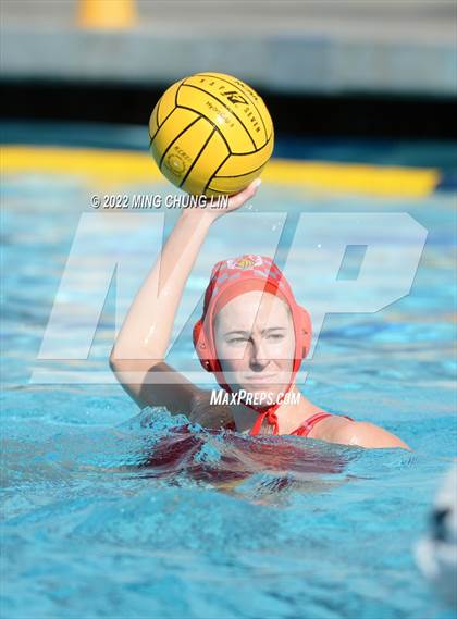 Thumbnail 3 in Mater Dei vs. Foothill (Newport Invite) photogallery.