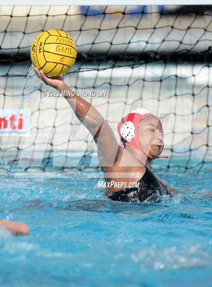 Thumbnail 1 in Mater Dei vs. Foothill (Newport Invite) photogallery.