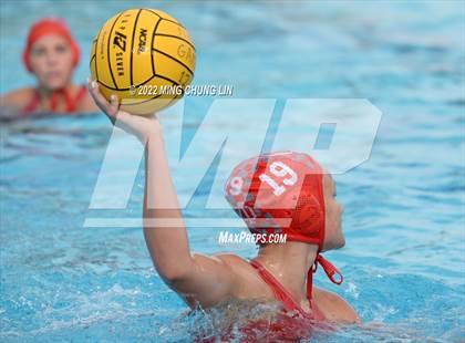 Thumbnail 2 in Mater Dei vs. Foothill (Newport Invite) photogallery.