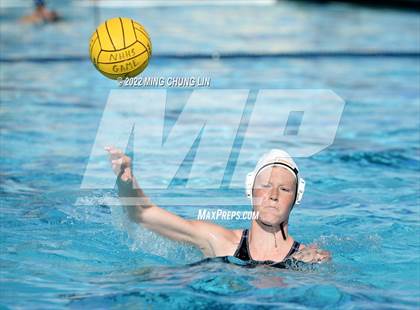 Thumbnail 1 in Mater Dei vs. Foothill (Newport Invite) photogallery.