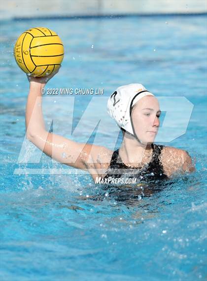 Thumbnail 3 in Mater Dei vs. Foothill (Newport Invite) photogallery.