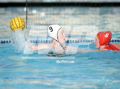 Thumbnail 1 in Mater Dei vs. Foothill (Newport Invite) photogallery.