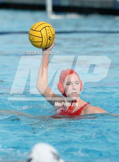 Thumbnail 3 in Mater Dei vs. Foothill (Newport Invite) photogallery.