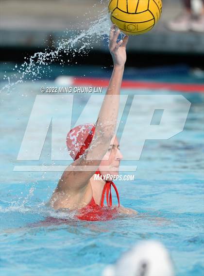 Thumbnail 1 in Mater Dei vs. Foothill (Newport Invite) photogallery.