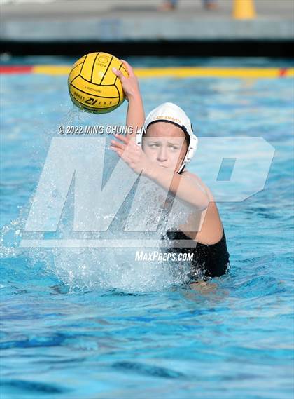 Thumbnail 2 in Mater Dei vs. Foothill (Newport Invite) photogallery.